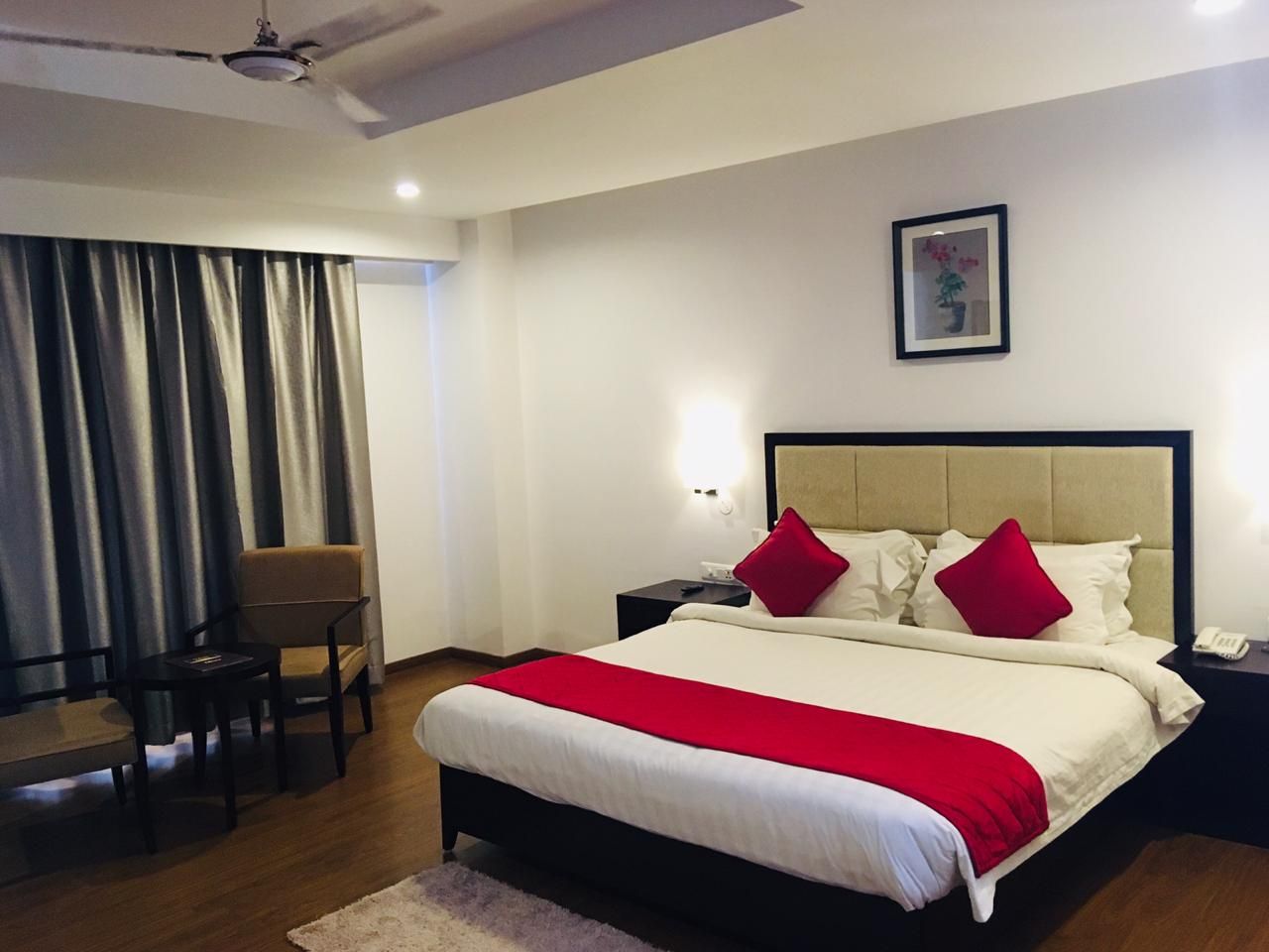 Triguna Clarks Inn, Kurnool Deluxe Room