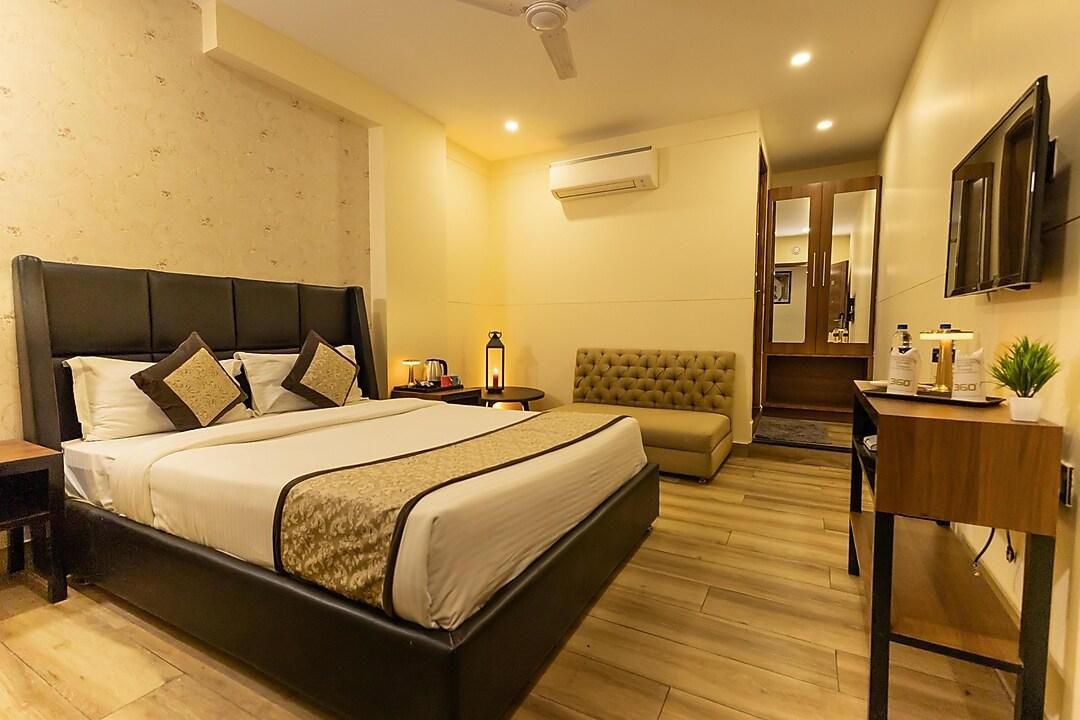 Hotel 360
