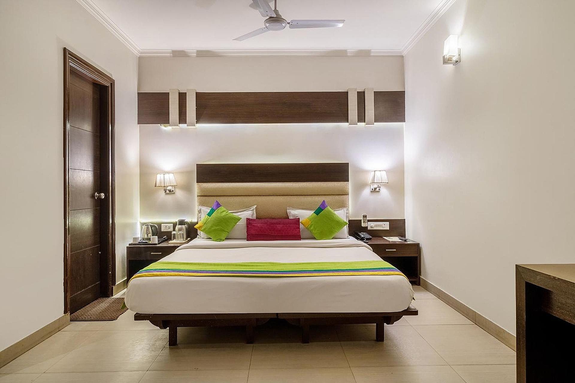 Treebo Natraj - Jaipur Deluxe Double Room 11
