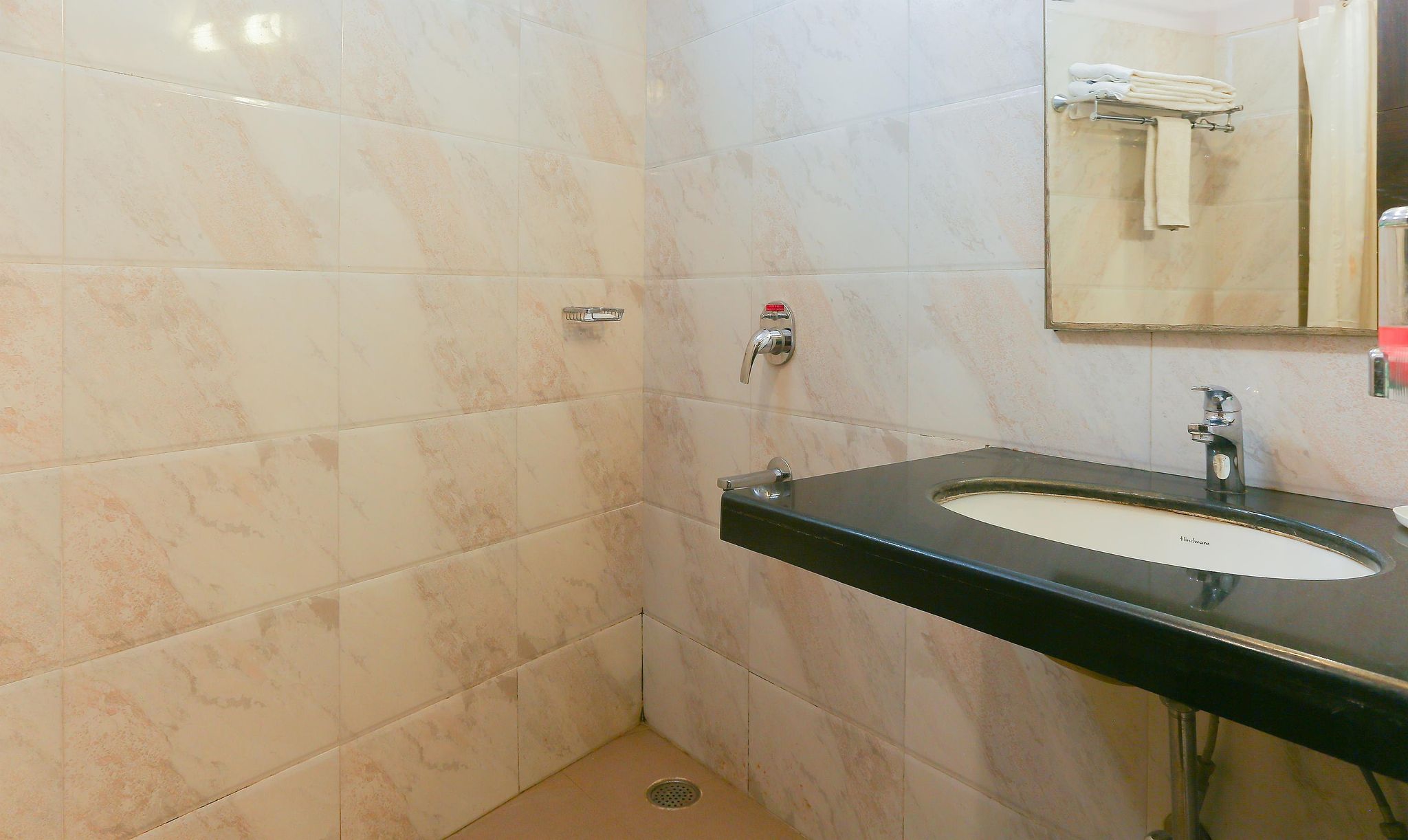 Treebo Natraj - Jaipur Deluxe Double Room 3