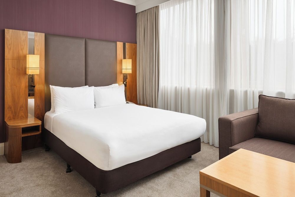 undefined Crowne Plaza London Ealing by IHG 8