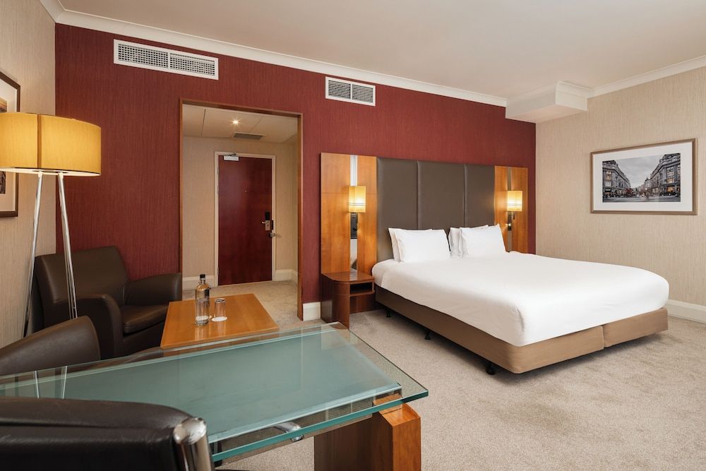 undefined Crowne Plaza London Ealing by IHG 4