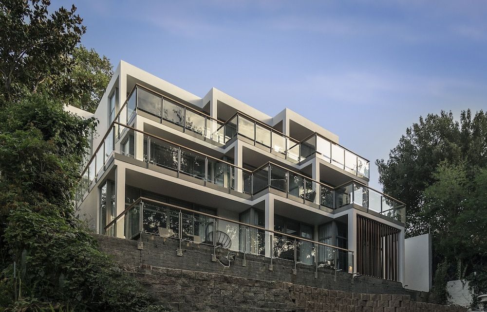 undefined Vineyard Hotel 8