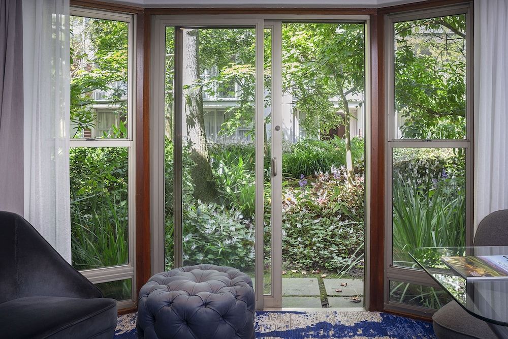 undefined Vineyard Hotel 4