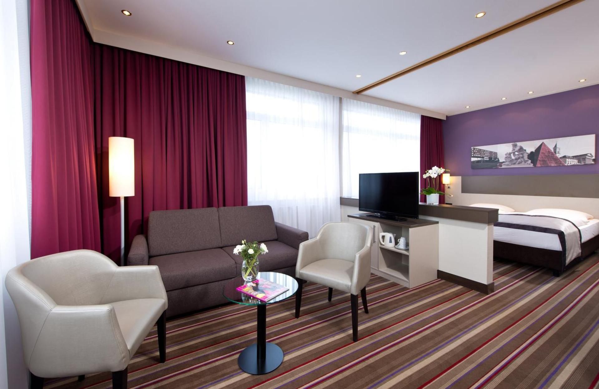 Leonardo Hotel Karlsruhe Standard Suite Triple 3