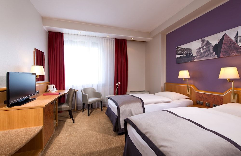Leonardo Hotel Karlsruhe Superior Room 2