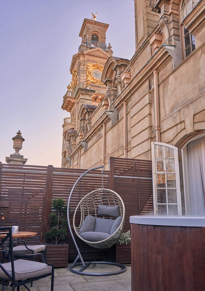 Cliveden House - an Iconic Luxury Hotel Club Room, Hot Tub (Hot Tub on the Terrace) 3