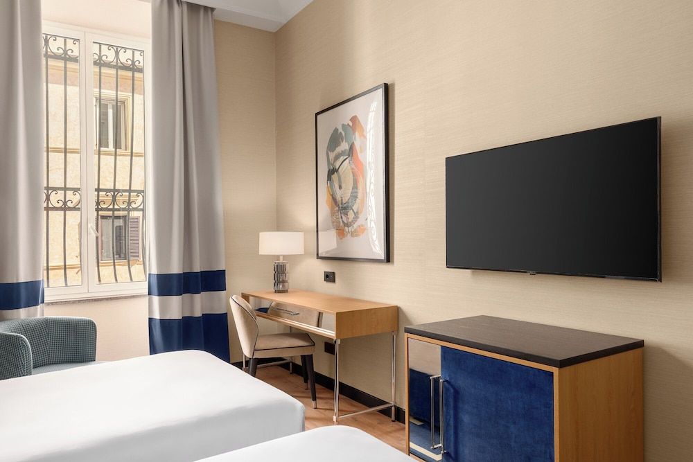 Room Mate Collection Mia, Rome Colosseum Superior Double Room 8