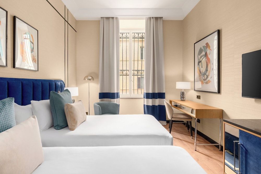 Room Mate Collection Mia, Rome Colosseum Superior Double Room 3