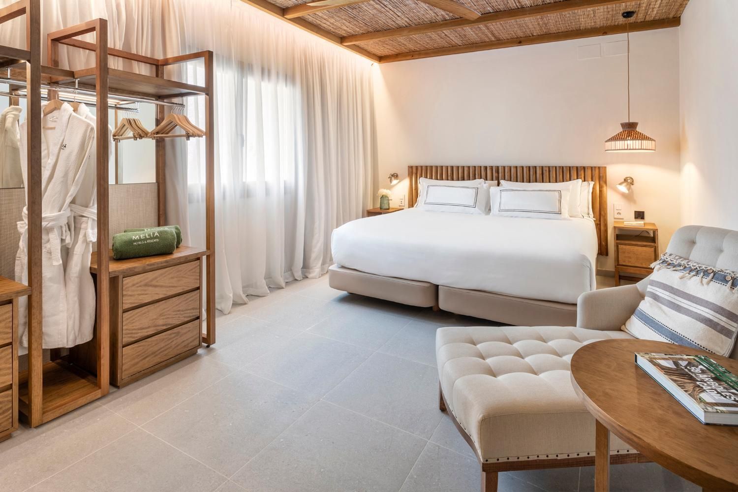 Gran Villa El Cortijo Del Mar with Private Pool 3 Bedroom