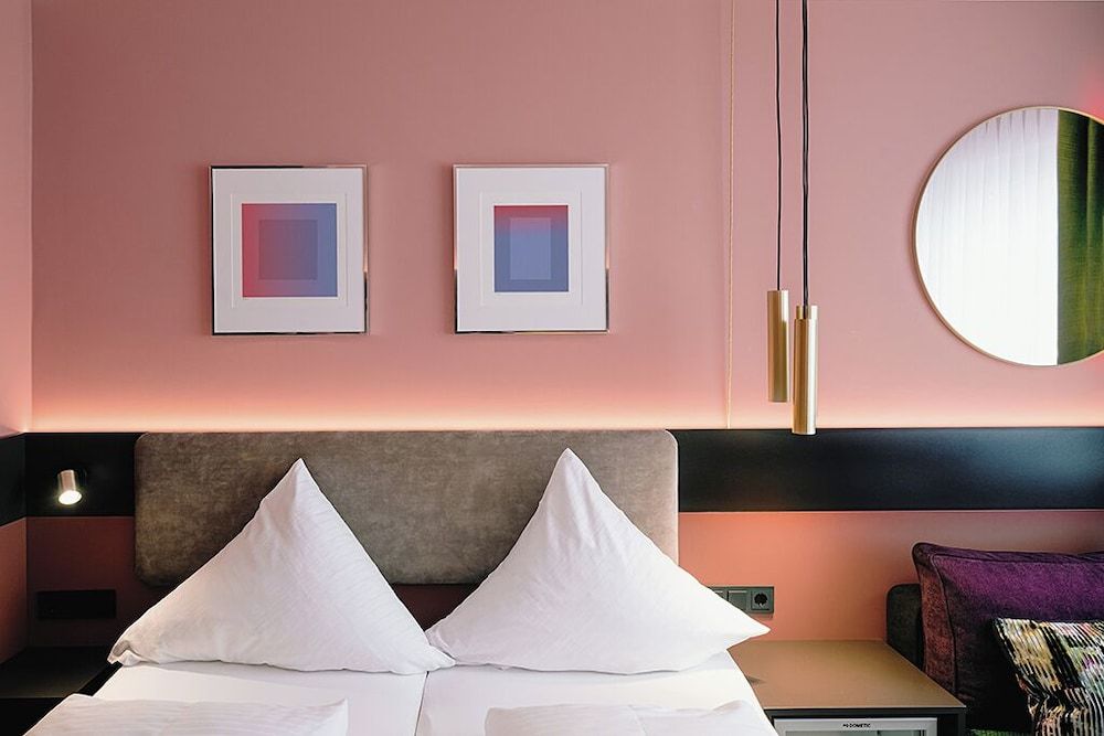 Westend Hotel Standard Double or Twin Room 5