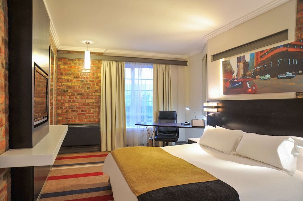 Garden Court Victoria Junction Standard King or Twn Room 7