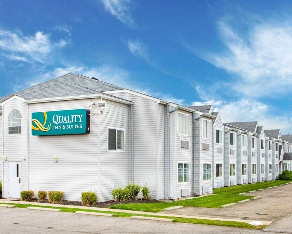 undefined Quality Inn & Suites North/Polaris 2