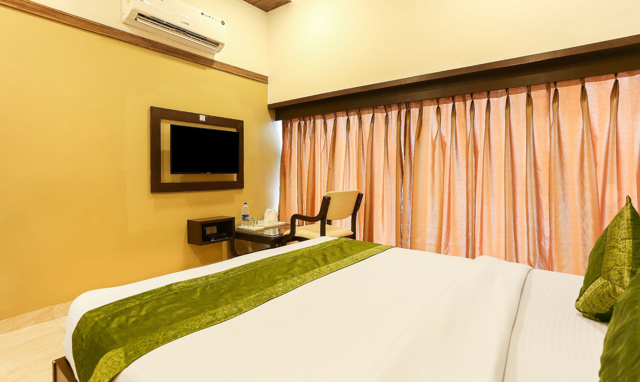 Hotel Seven- Centre of City Chandigarh Deluxe Room 20