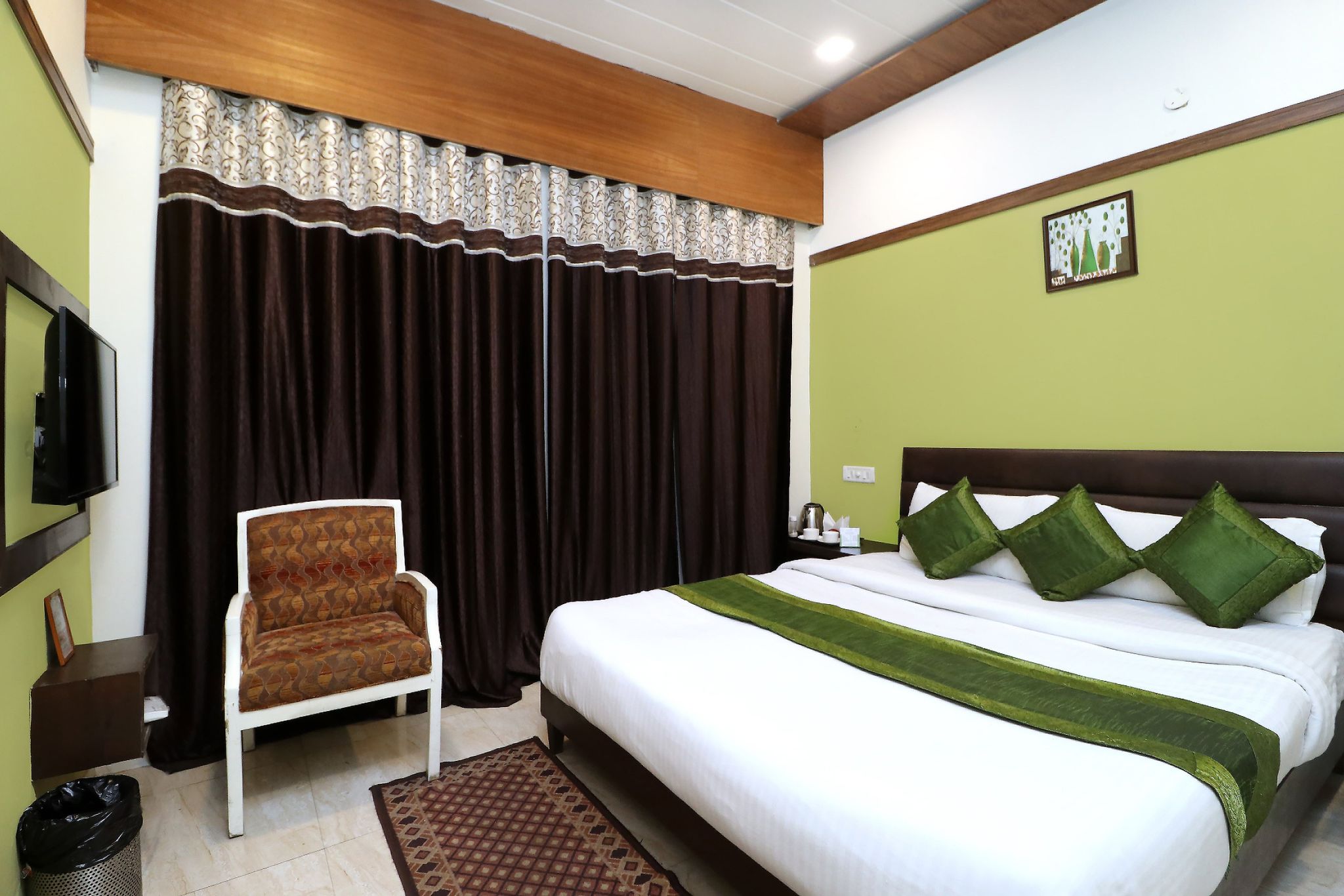 Hotel Seven- Centre of City Chandigarh Deluxe Room 18