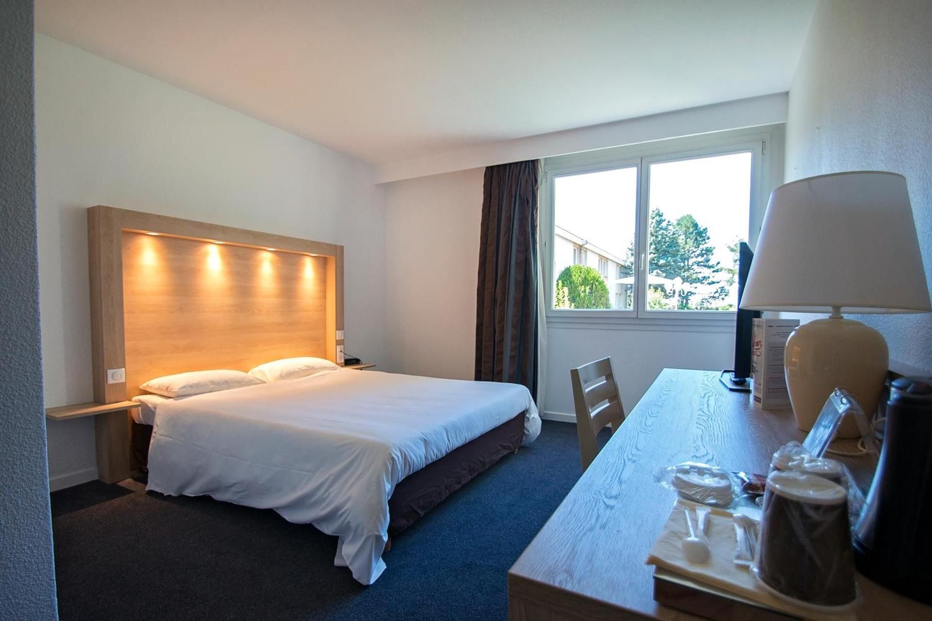 Superior Room - 1 Double Bed