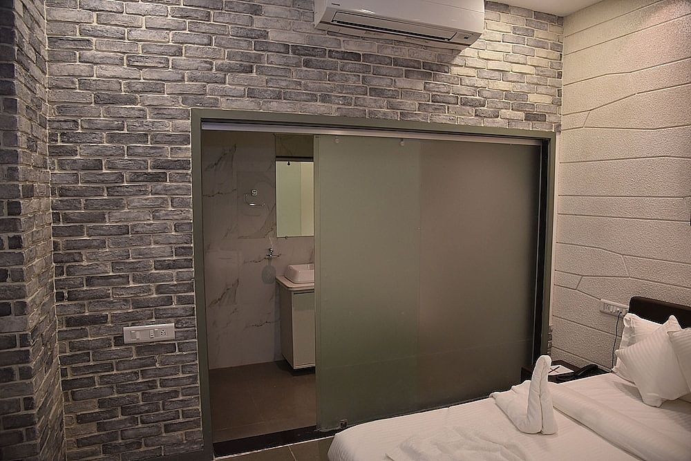 Tribecca Select Deluxe Room 37