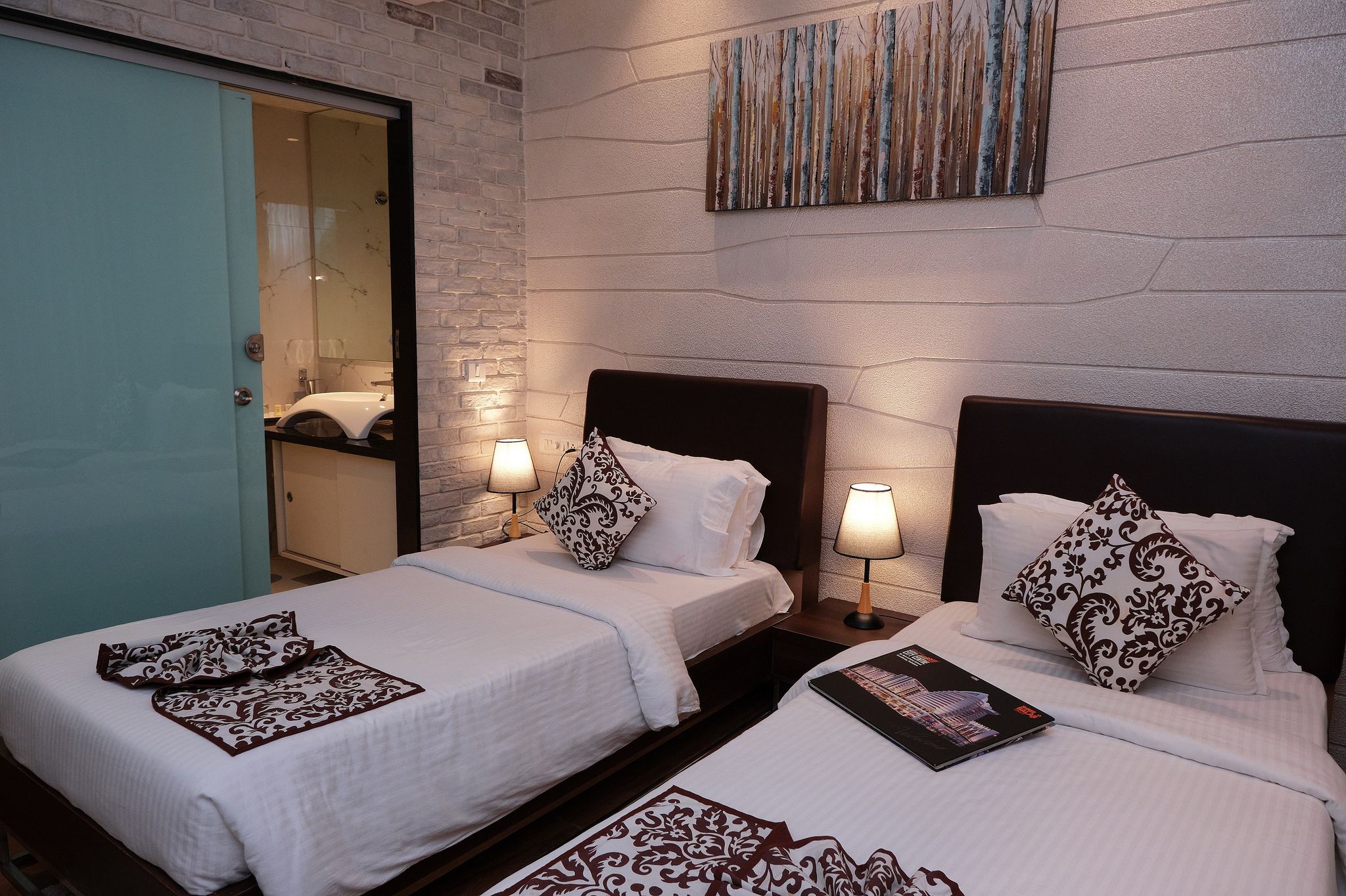 Tribecca Select Deluxe Room 14