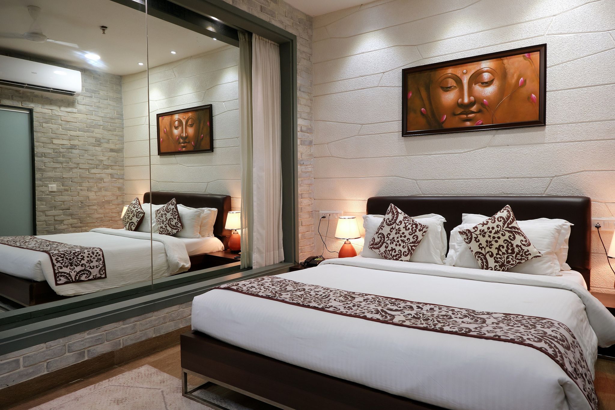 Tribecca Select Deluxe Room 13