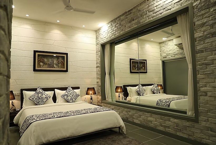 Tribecca Select Deluxe Room 6