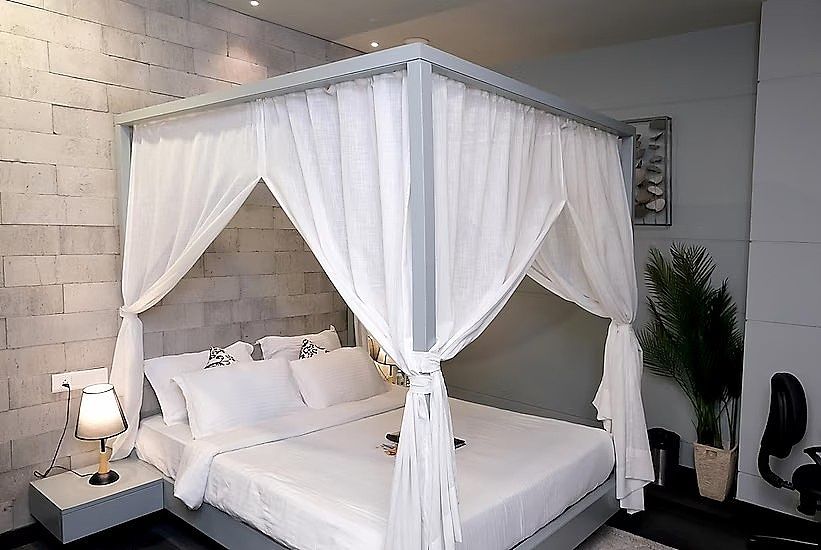 Tribecca Select Deluxe Room 9