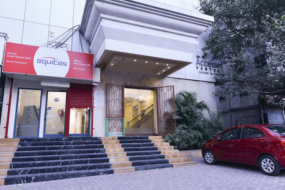 undefined Hotel Mint Salisbury Park 3