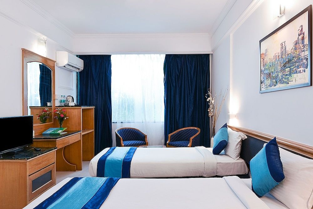 undefined Hotel Mint Salisbury Park 9