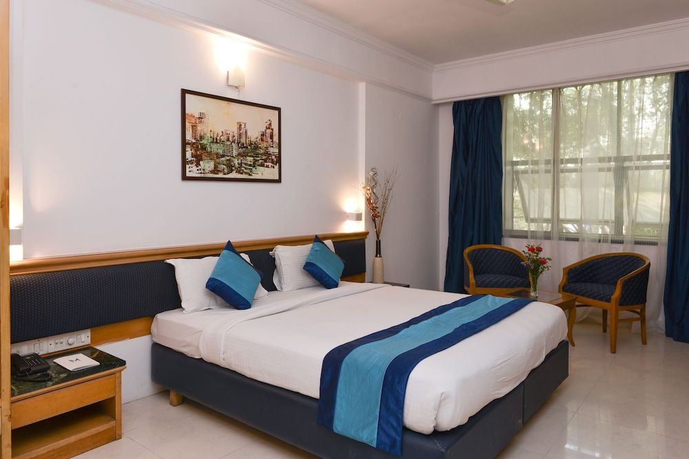 Hotel Mint Salisbury Park Executive Room 4