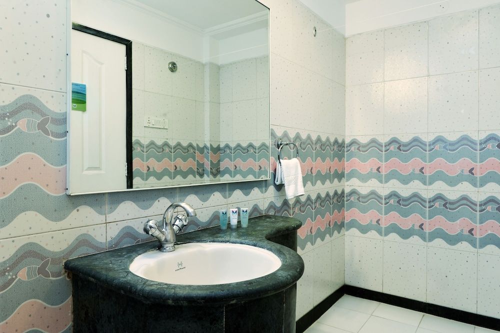 Hotel Mint Salisbury Park Executive Room 12