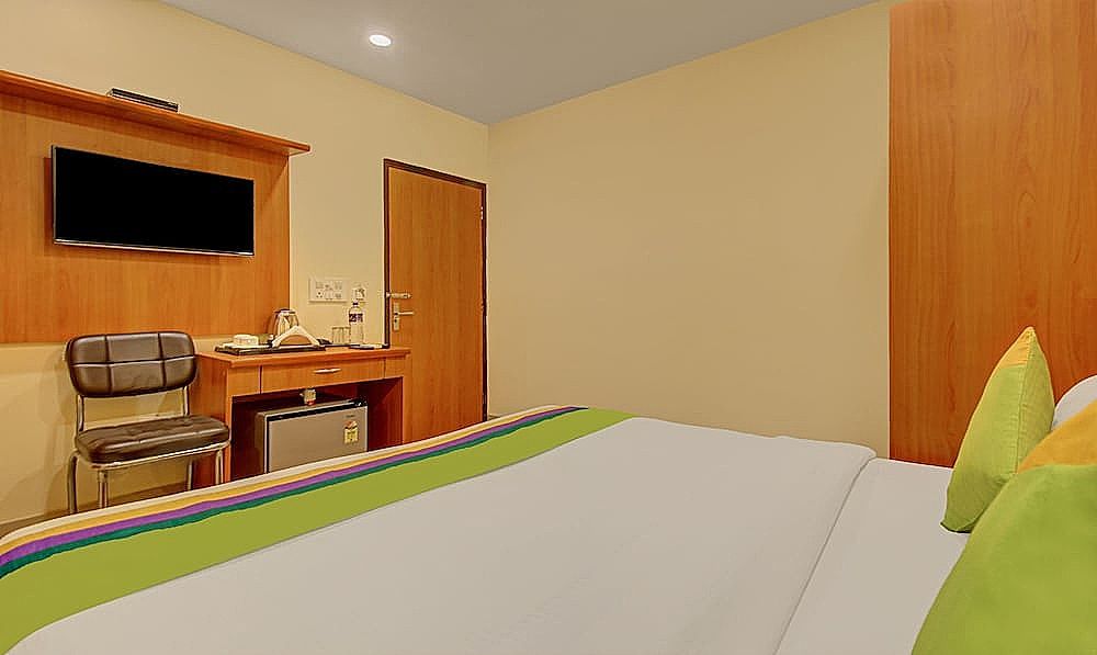 Treebo TMS Residency Standard Double Room 6