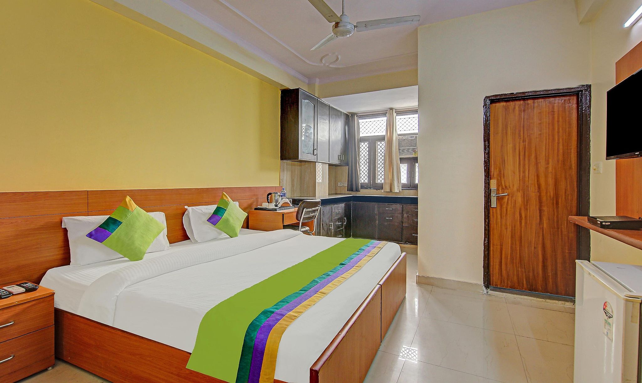 Treebo TMS Residency Deluxe Double Room 4
