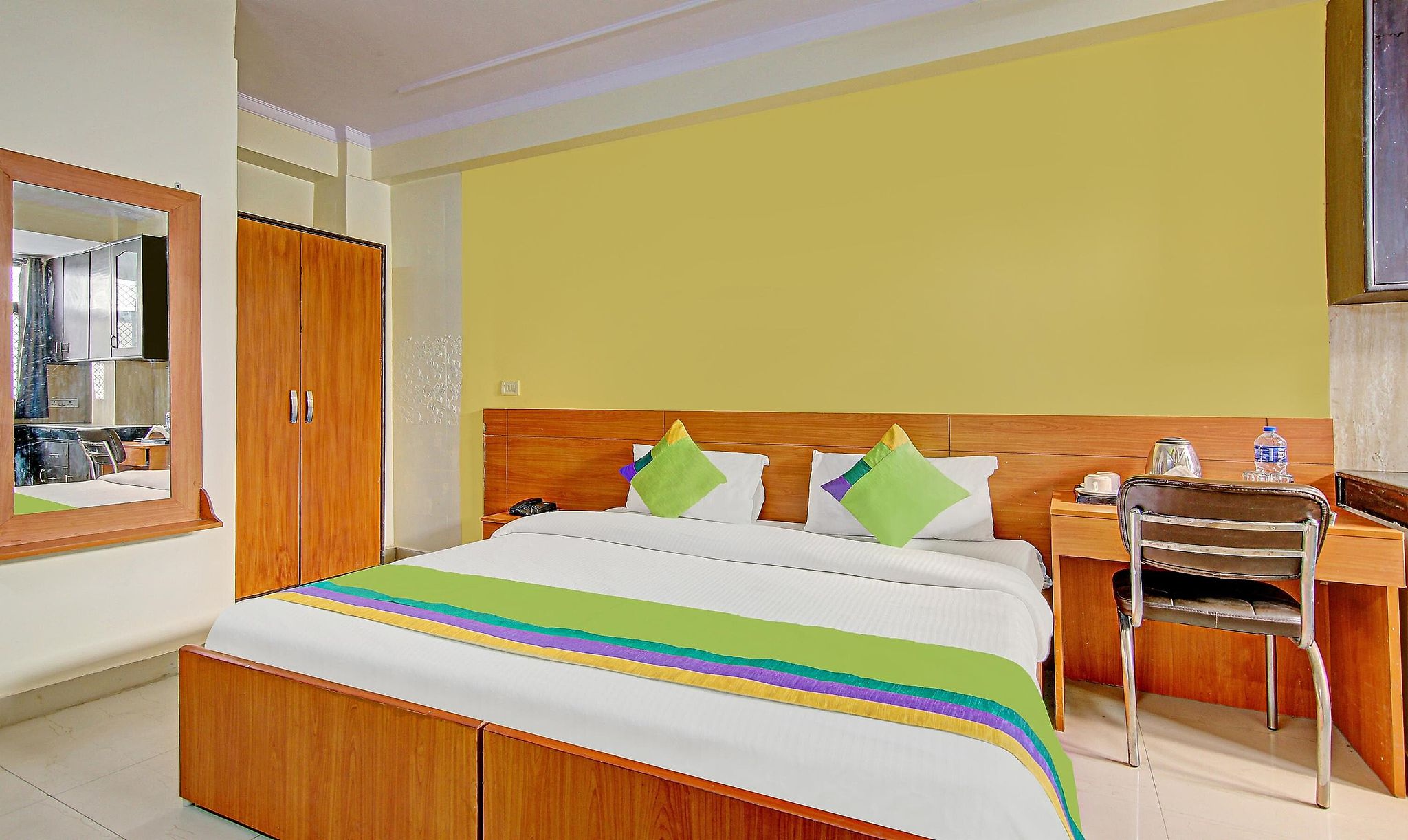 Treebo TMS Residency Deluxe Double Room 11