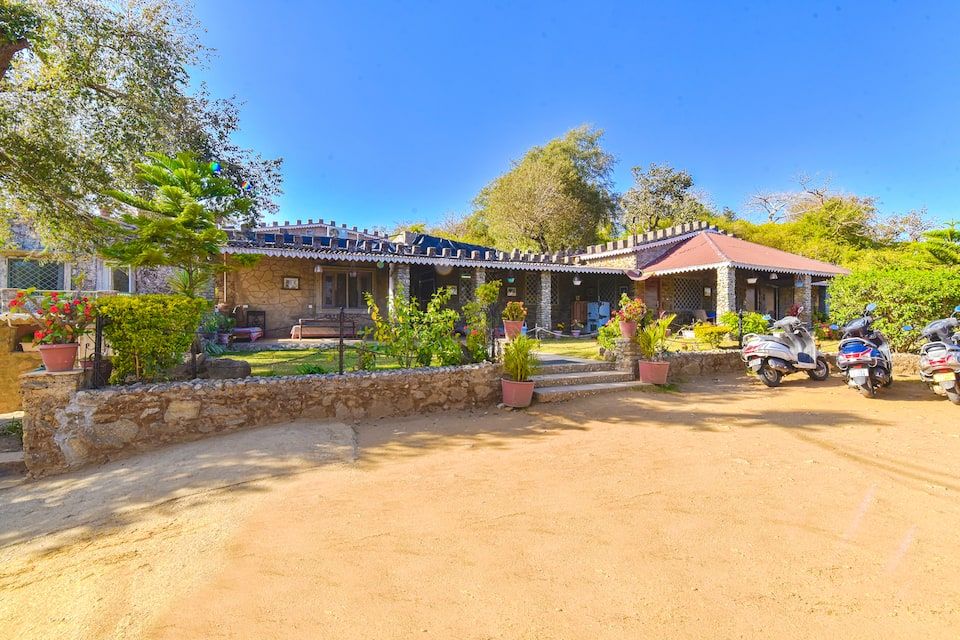 Hotel Castle Rock Mount Abu by SAH