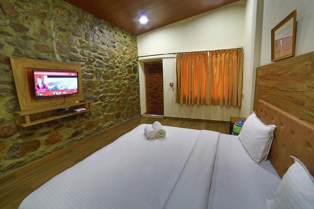 Hotel Castle Rock Mount Abu by SAH Deluxe Room 7
