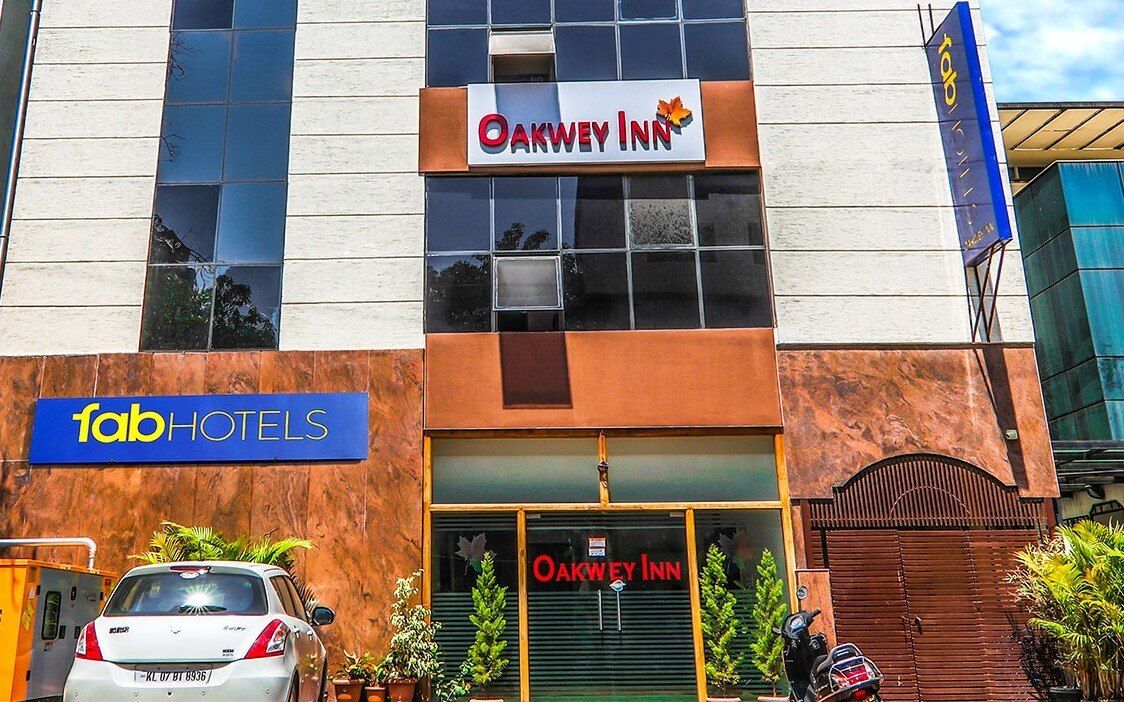 undefined FabHotel Oakwey Inn 9