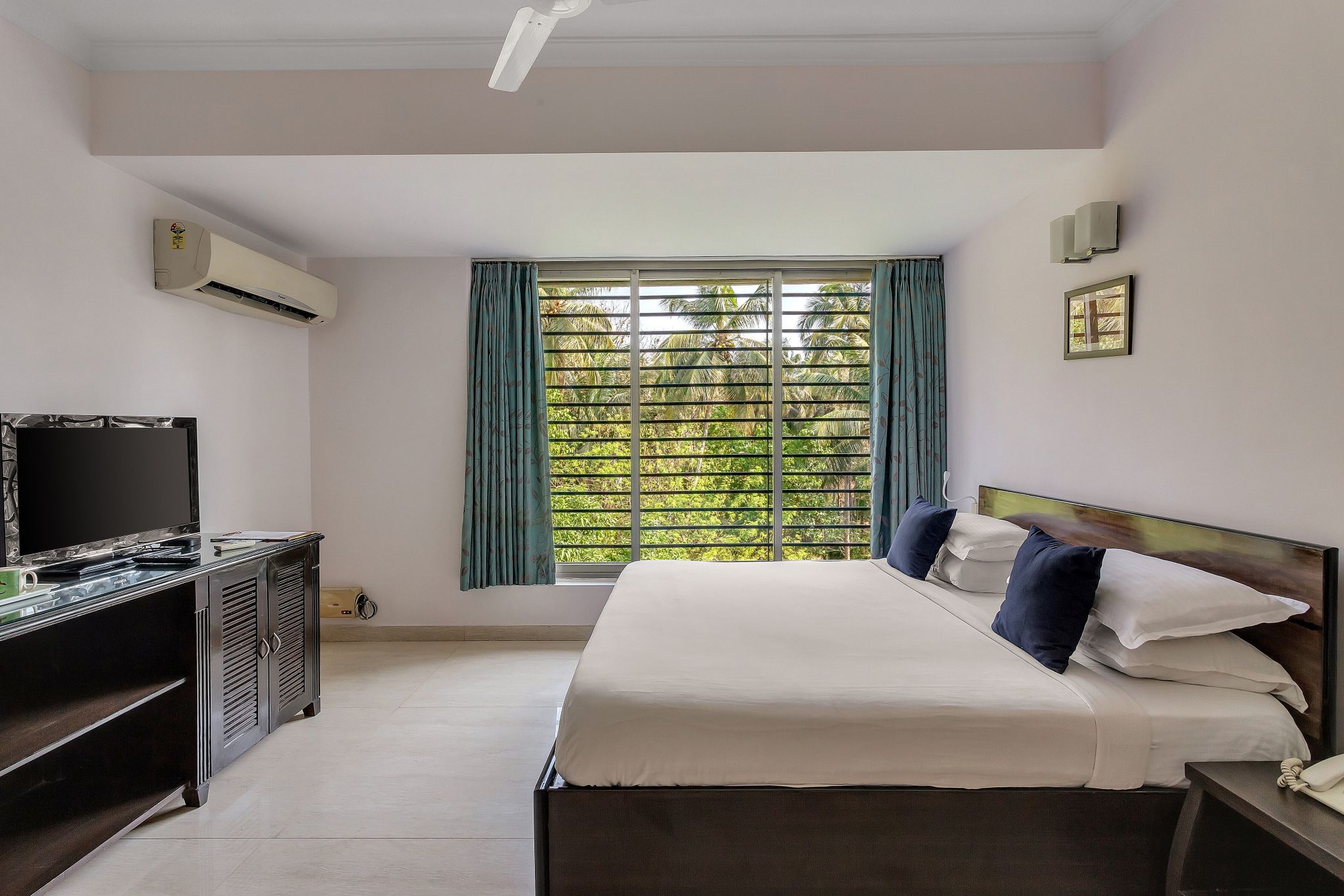 Arotel, Calangute Private Deluxe Room 12