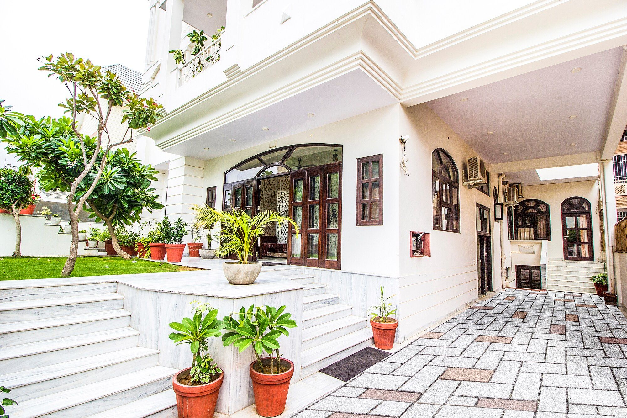 undefined FabHotel Jaipur Villa 2
