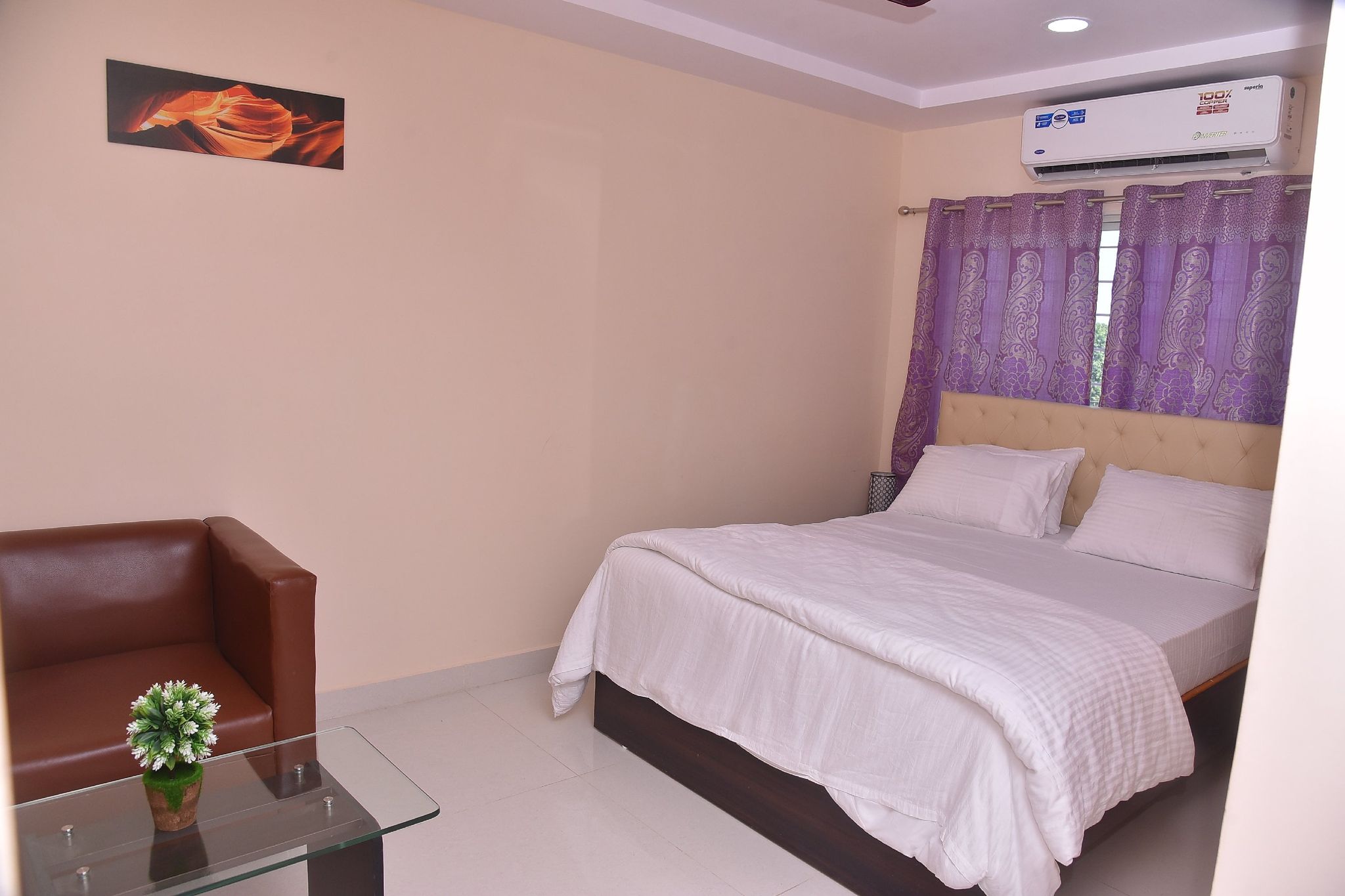 A Hotel & Convention Center Luxury 3