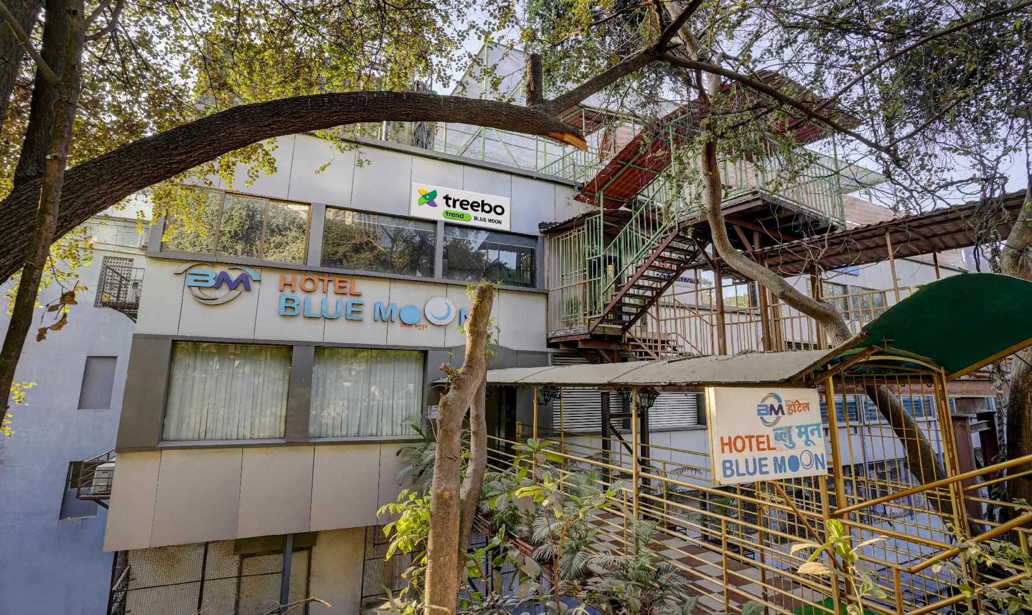 Treebo Blue Moon Powai 5