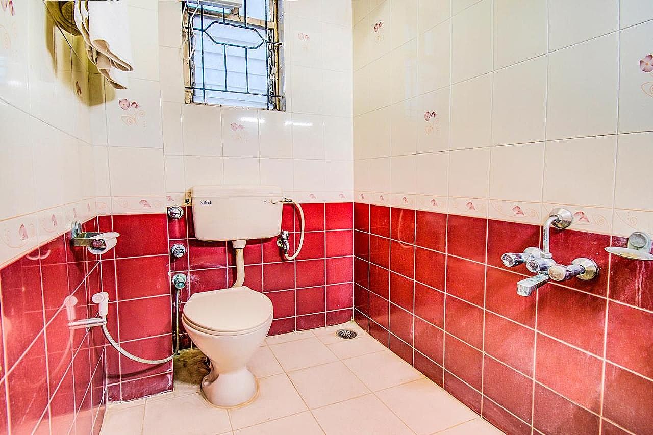 FabExpress Oriental Suites Deluxe Double Room 21