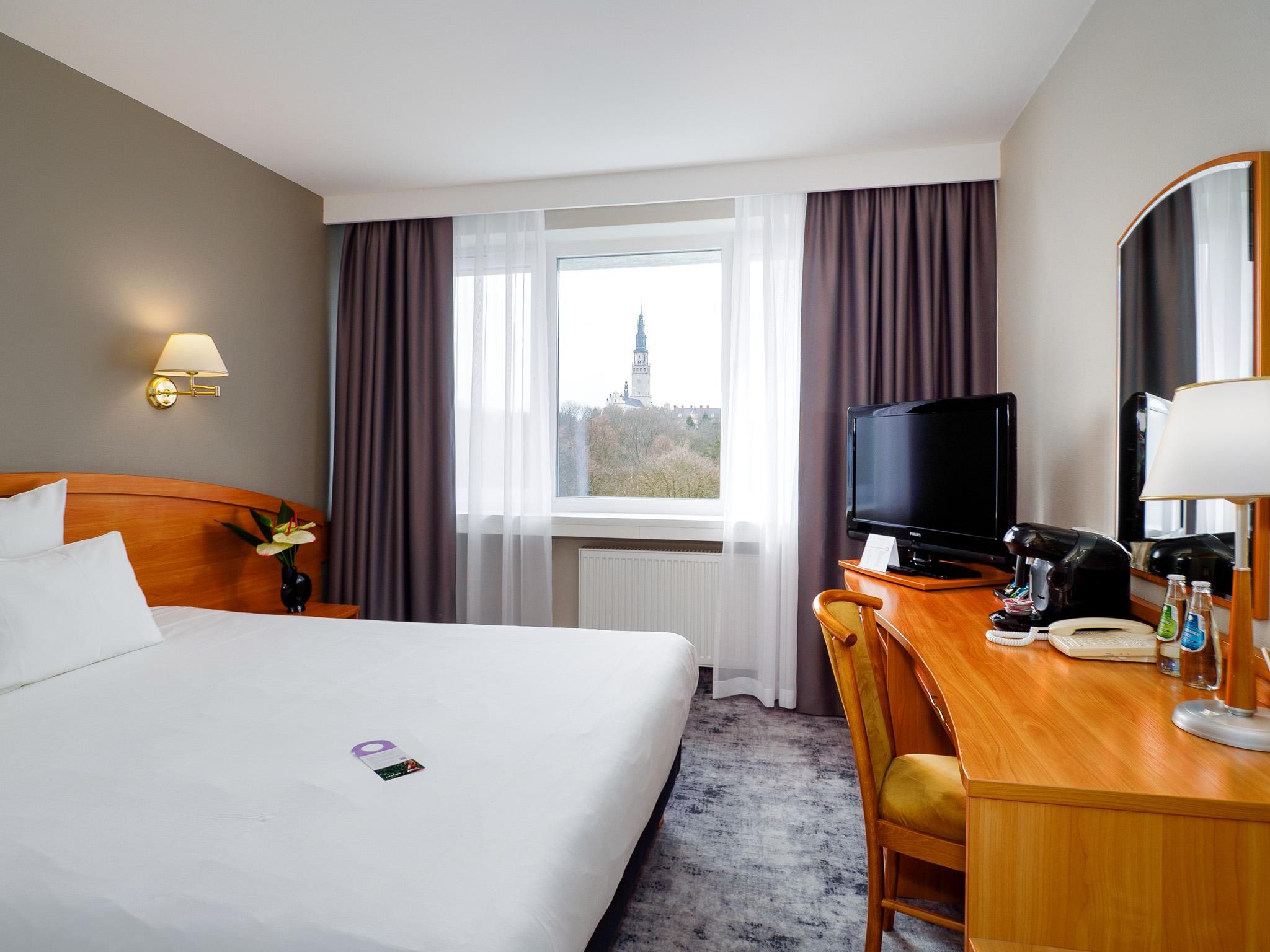 Superior Room with 1 double bed, Park view