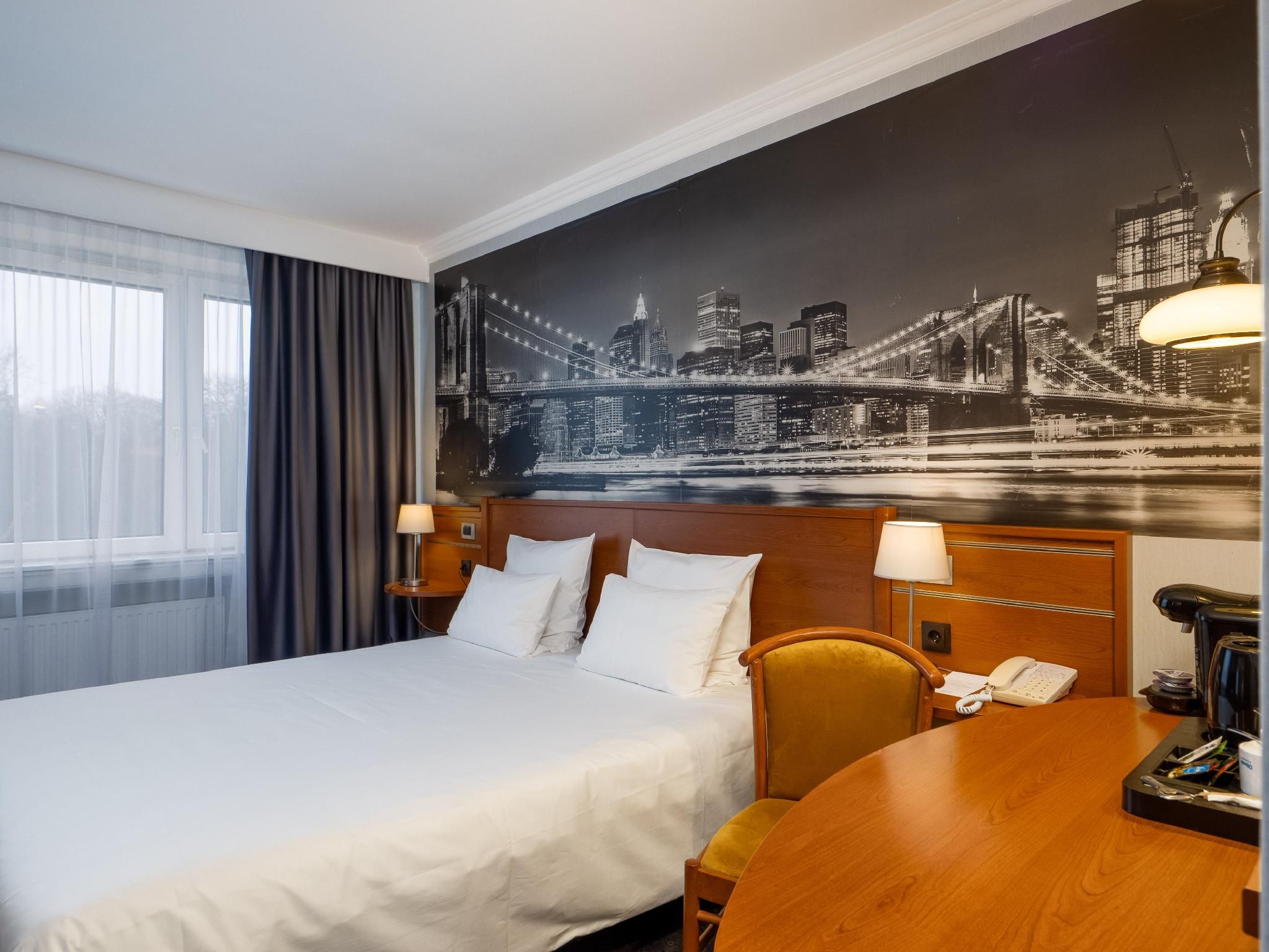 Standard Room With Twin Beds