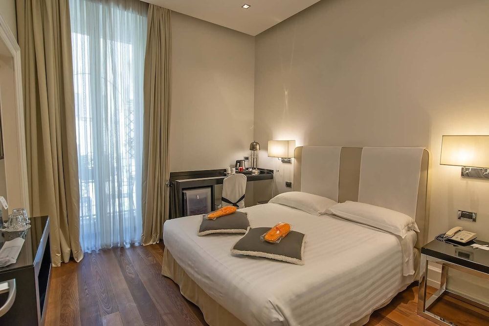 Hotel Isa Basic Room, 1 Double Bed 4