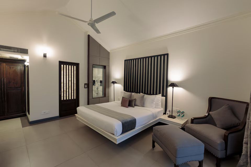 Deluxe Garden View Room with Balcony