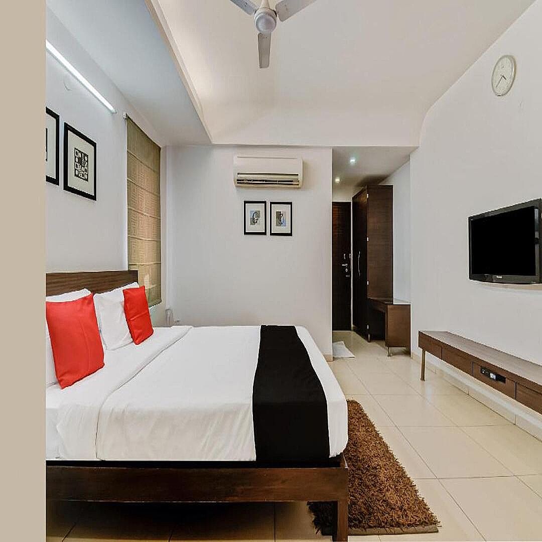 FabHotel Hill View II Executive Room 2