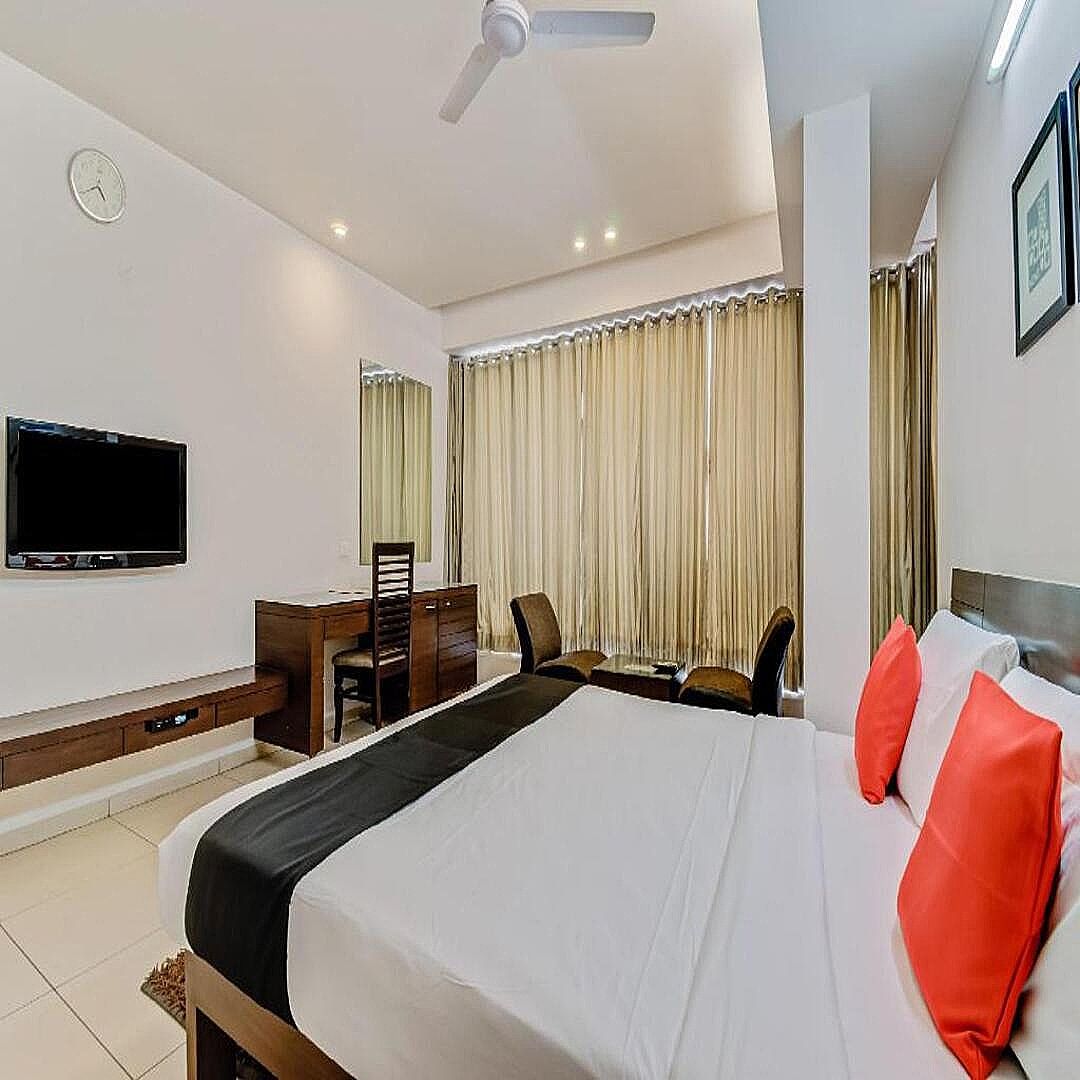FabHotel Hill View II Executive Room 6
