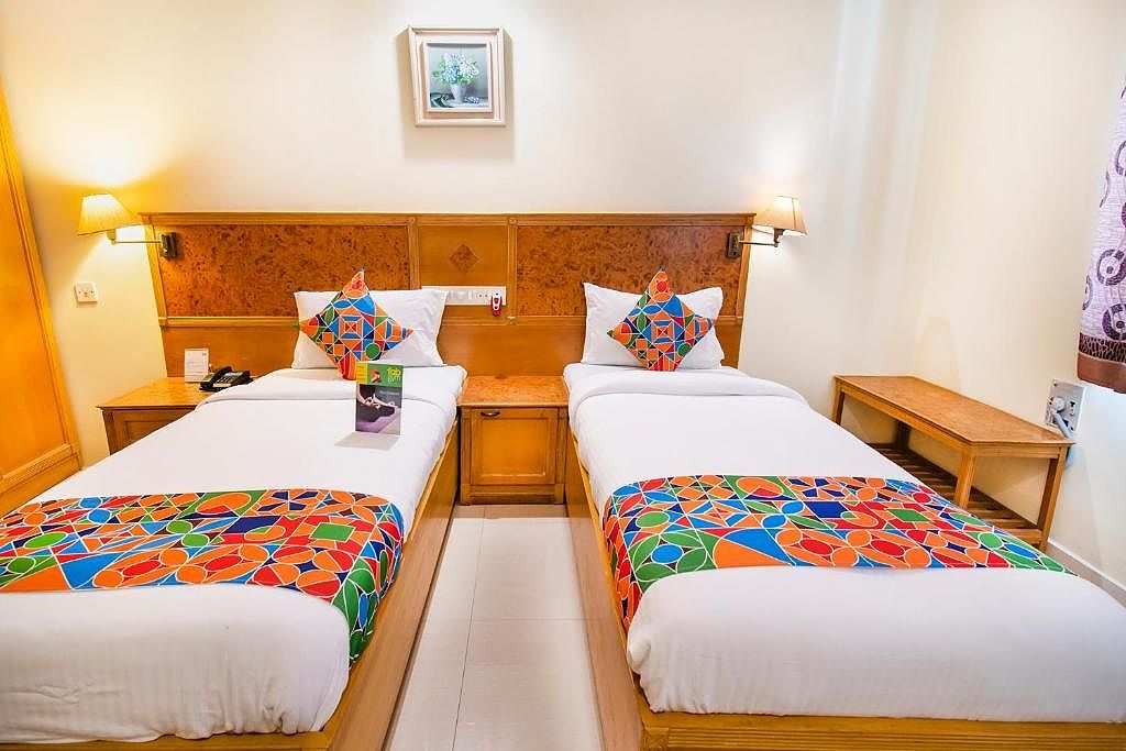 FabHotel Metro Manor Central Station Deluxe Double Room 3