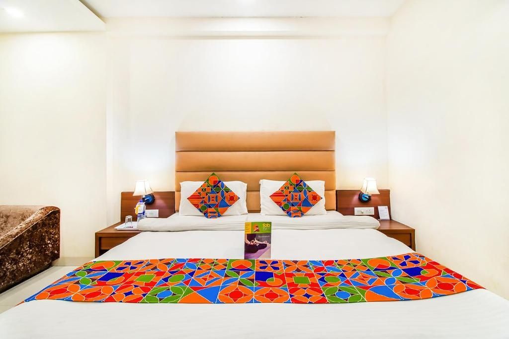  FabHotel Prime President Deluxe Double Room 7