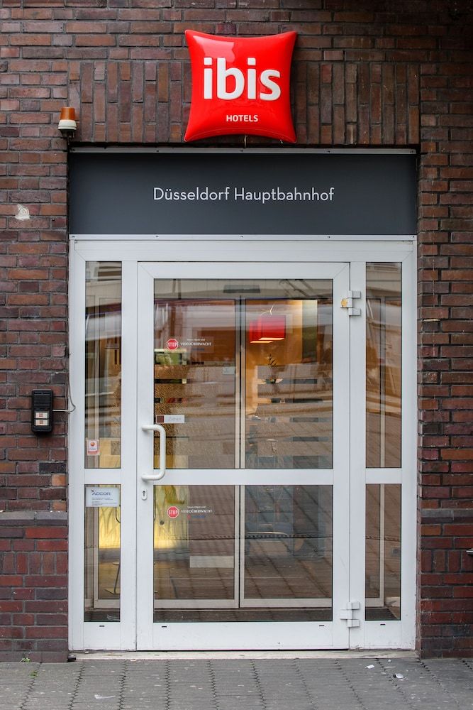 undefined ibis Düsseldorf Hauptbahnhof 6