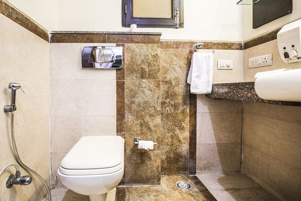 FabHotel Aashraye Deluxe Room 17